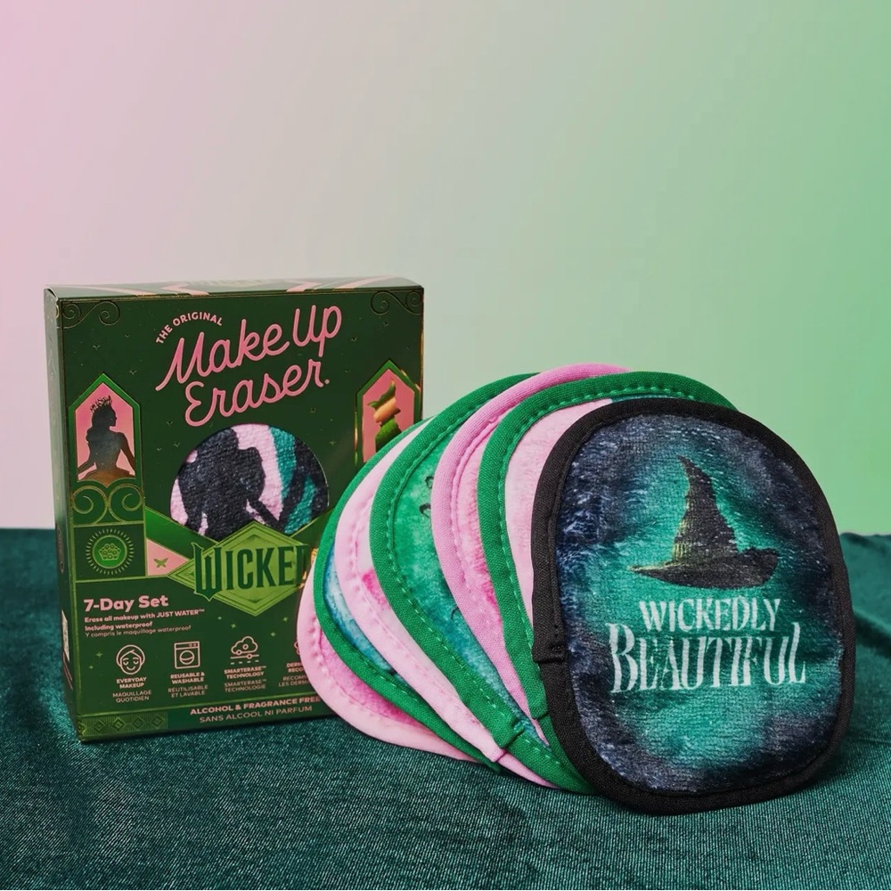 The Original MakeUp Eraser WICKED 7 Day Set Brand New!! - Picture 1 of 9